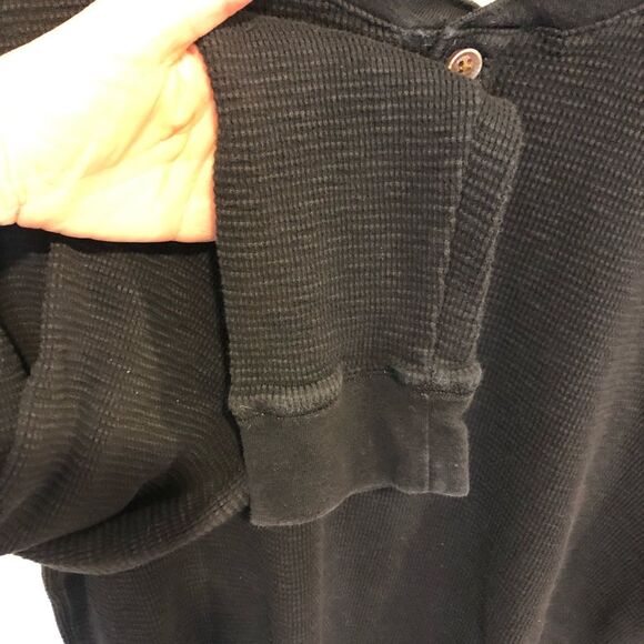 True Craft Lived-In Tee—size Large black men’s long sleeved shirt - Picture 5 of 9